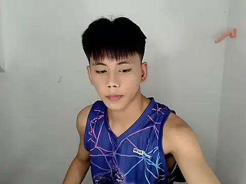 Snapshot of ynotyu chatting on 21, 4, 2026 ynotyu online show from 21, 4, 2026