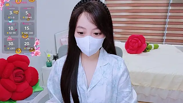 -MinaYoung- online show from 5, 11, 2025