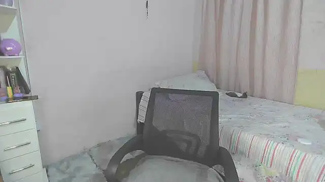 Snapshot of im_miauhg chatting on 26, 7, 2026 im miauhg online show from 26, 7, 2026