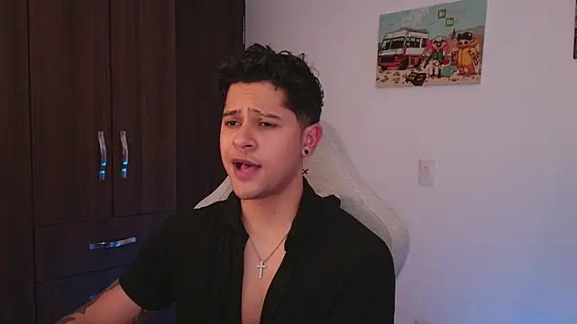 domsantiago  online show from 9, 9, 2025