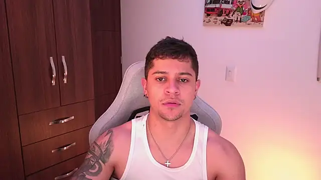 domsantiago  online show from 28, 10, 2025