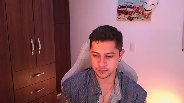 domsantiago  online show from 31, 10, 2025