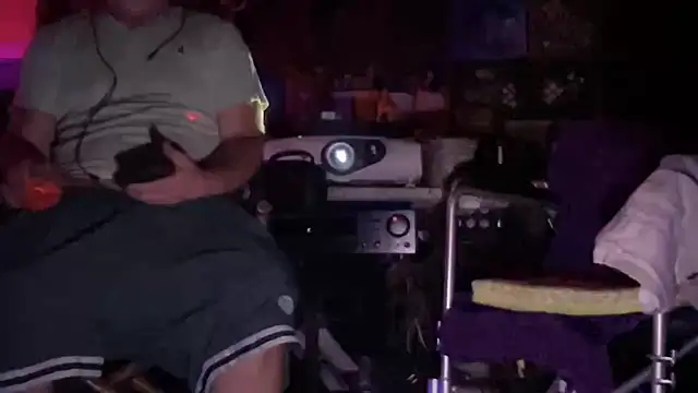 Snapshot of Bar_110221 chatting on 21, 9, 2025 Bar 110221 online show from 21, 9, 2025