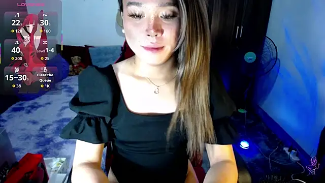 Urassiansweetcummer online show from 24, 2, 2026