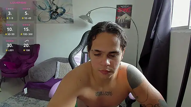 Snapshot of Maximiliano_scoott__ chatting on 30, 5, 2026 Maximiliano scoott online show from 30, 5, 2026