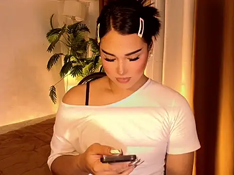 Snapshot of magnificent_kitana chatting on 22, 6, 2026 magnificent kitana online show from 22, 6, 2026
