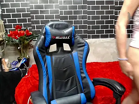 lucyheart777 online show from 2, 11, 2025