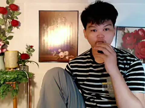 Snapshot of Reynelcock chatting on 18, 7, 2026 Reynelcock online show from 18, 7, 2026