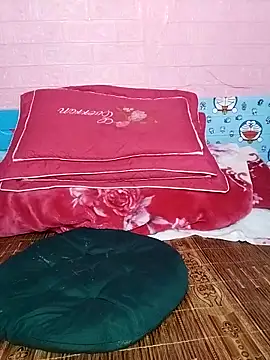 Snapshot of Heny_LT chatting on 29, 10, 2025 Heny LT online show from 29, 10, 2025