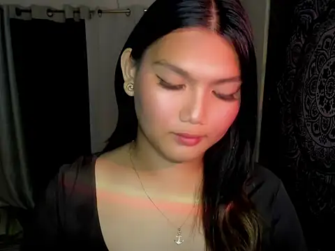 Lou heart online show from 11, 2, 2026