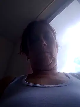 Snapshot of Chantalvedette chatting on 18, 5, 2026 Chantalvedette online show from 18, 5, 2026