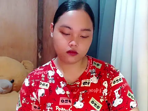 Snapshot of _Lylia chatting on 28, 11, 2025 Lylia online show from 28, 11, 2025