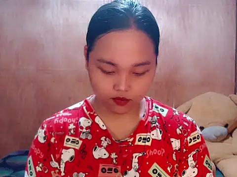  Lylia online show from 15, 4, 2026