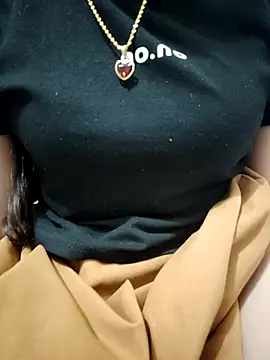 Du-Uyen online show from 16, 11, 2025