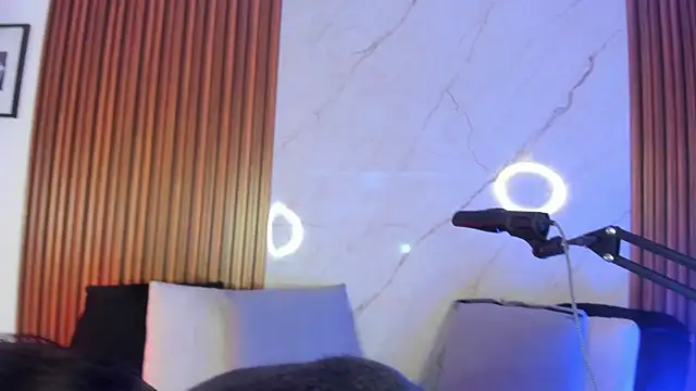 luixdust  online show from 13, 10, 2025