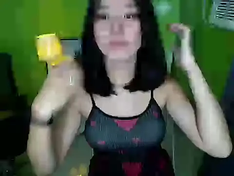 Snapshot of Ricaliciuos chatting on 24, 4, 2026 Ricaliciuos online show from 24, 4, 2026