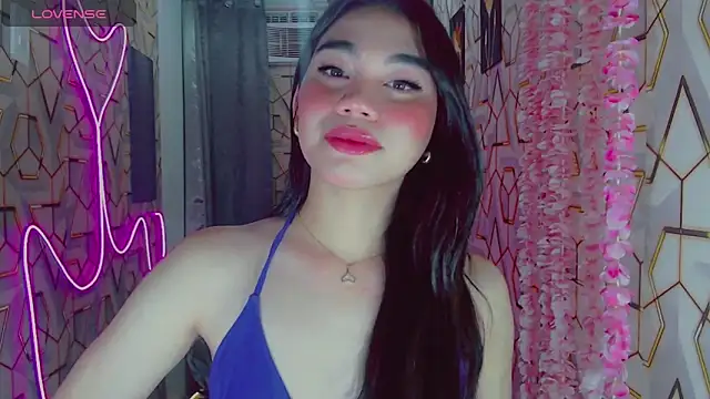 Snapshot of DreamGirlMia chatting on 22, 5, 2026 DreamGirlMia online show from 22, 5, 2026