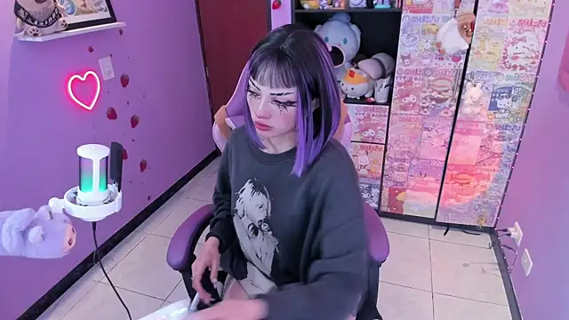 Snapshot of Vero_Osb_ chatting on 19, 11, 2025 Vero Osb online show from 19, 11, 2025