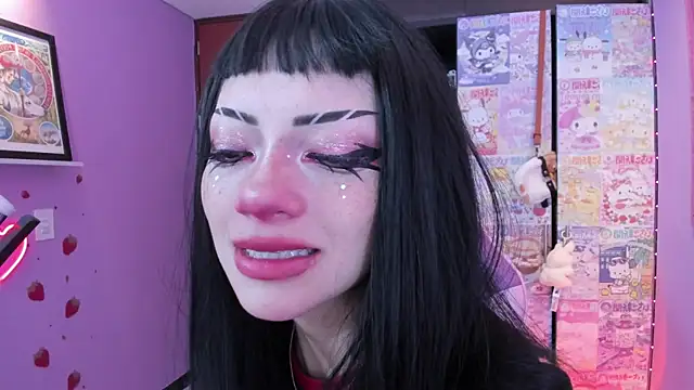 Snapshot of Vero_Osb_ chatting on 28, 11, 2025 Vero Osb online show from 28, 11, 2025