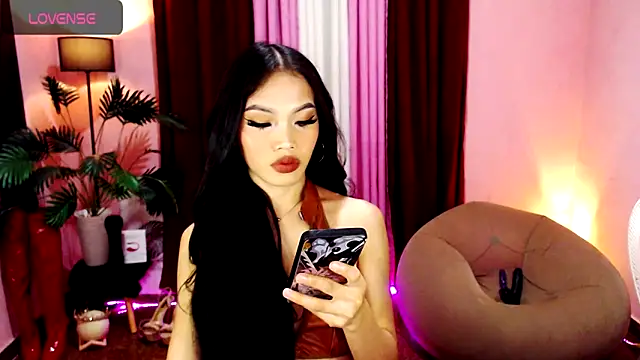 Snapshot of Asianprincess69 chatting on 10, 9, 2025 Asianprincess69 online show from 10, 9, 2025