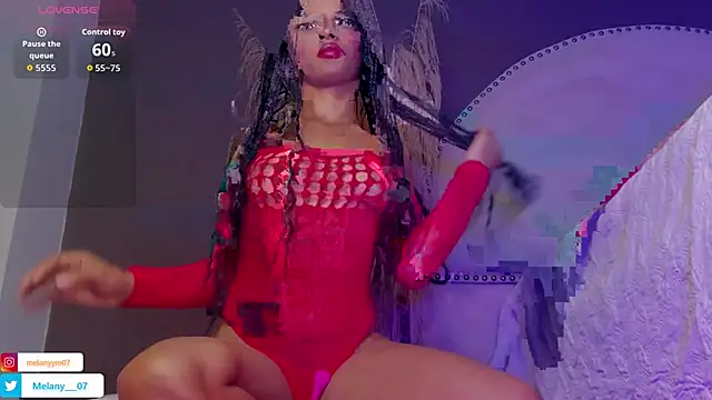 Snapshot of Melany__08 chatting on 7, 11, 2025 Melany 08 online show from 7, 11, 2025