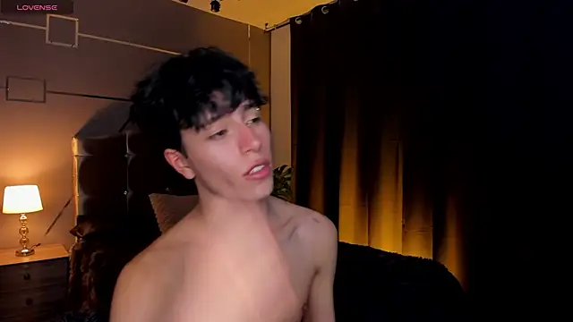 Snapshot of Christopher_77 chatting on 19, 9, 2025 Christopher 77 online show from 19, 9, 2025