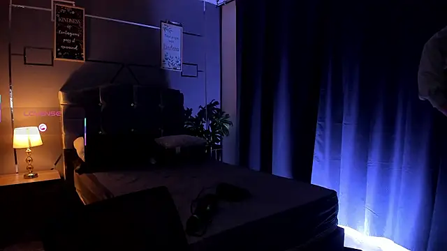 Snapshot of Christopher_77 chatting on 24, 9, 2025 Christopher 77 online show from 24, 9, 2025