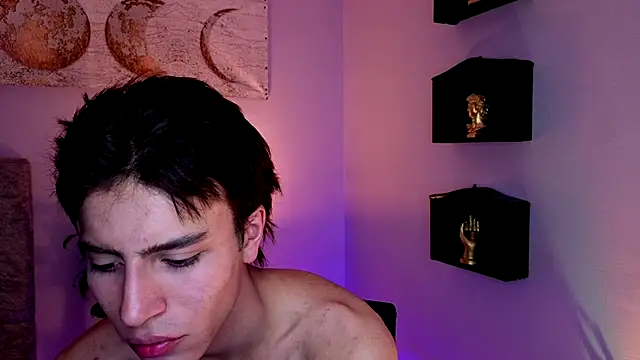 Snapshot of Christopher_77 chatting on 9, 10, 2025 Christopher 77 online show from 9, 10, 2025