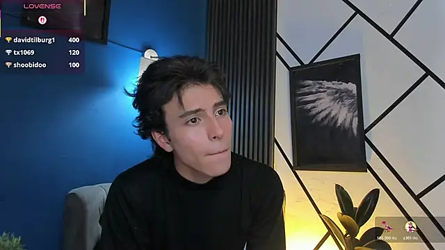 Snapshot of Christopher_77 chatting on 11, 11, 2025 Christopher 77 online show from 11, 11, 2025