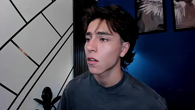 Snapshot of Christopher_77 chatting on 16, 12, 2025 Christopher 77 online show from 16, 12, 2025