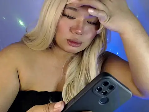 Snapshot of itsmeyourgirlfucker chatting on 18, 9, 2025 itsmeyourgirlfucker online show from 18, 9, 2025