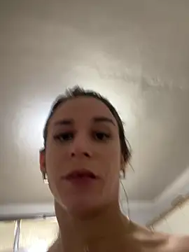 Snapshot of Isabelaa_ chatting on 15, 5, 2026 Isabelaa online show from 15, 5, 2026