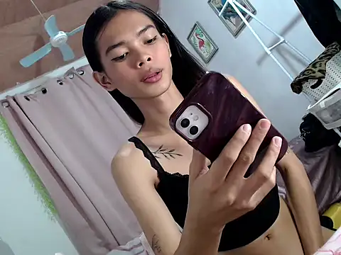 Snapshot of itsmekyrie chatting on 13, 4, 2026 itsmekyrie online show from 13, 4, 2026