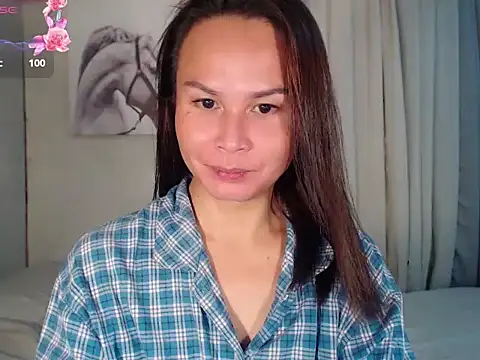 holly bitch online show from 12, 1, 2026