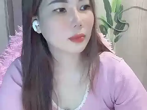 Snapshot of yumylovesex chatting on 17, 9, 2025 yumylovesex online show from 17, 9, 2025