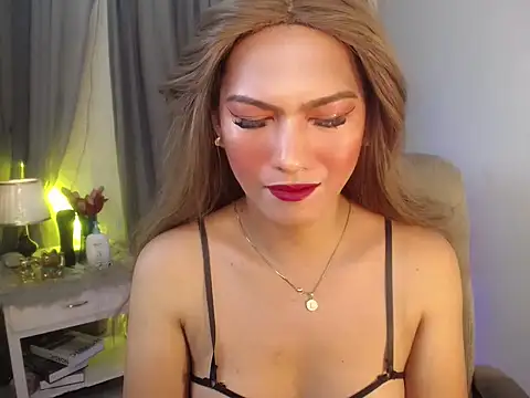 Snapshot of Queensabbyvee chatting on 4, 11, 2025 Queensabbyvee online show from 4, 11, 2025