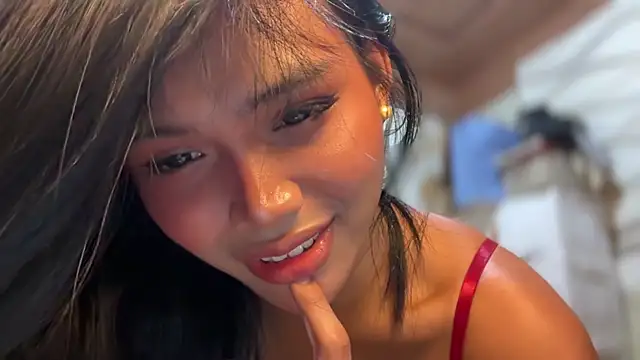 Snapshot of Yourbaby_angelx chatting on 13, 7, 2026 Yourbaby angelx online show from 13, 7, 2026