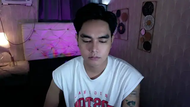 Snapshot of JakeXolsen chatting on 9, 11, 2025 JakeXolsen online show from 9, 11, 2025