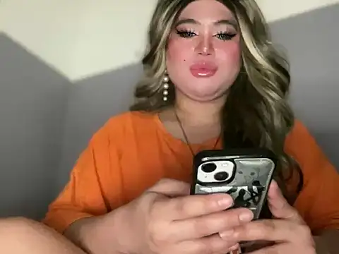 Snapshot of Naughtyrosecum chatting on 9, 10, 2025 Naughtyrosecum online show from 9, 10, 2025