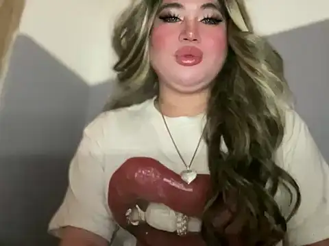 Snapshot of Naughtyrosecum chatting on 6, 11, 2025 Naughtyrosecum online show from 6, 11, 2025