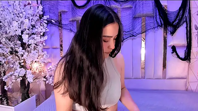 HannaCollins  online show from 20, 11, 2025