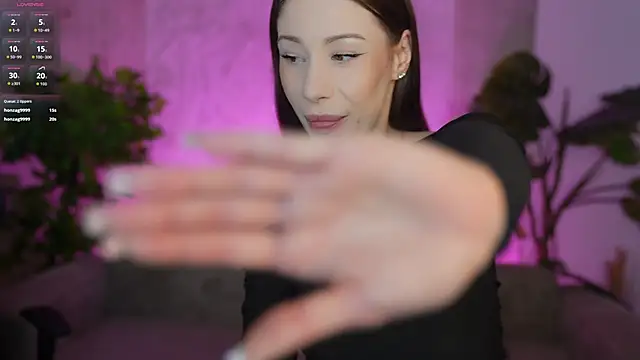 Selena Glow online show from 2, 4, 2026