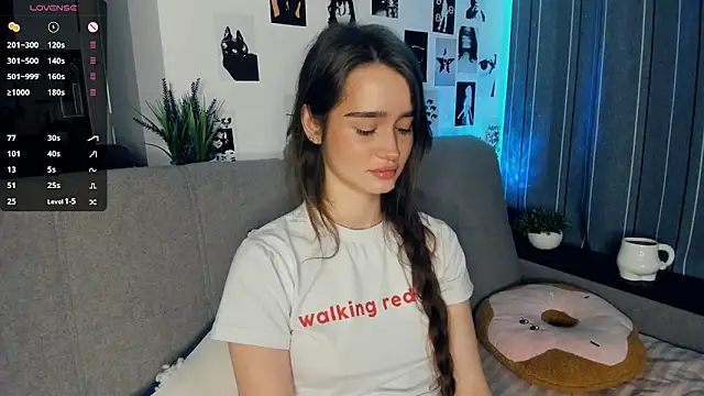 lovelyalivia online show from 22, 10, 2025