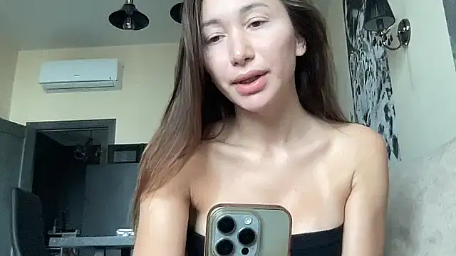 Snapshot of Beross1 chatting on 3, 10, 2025 Beross1 online show from 3, 10, 2025