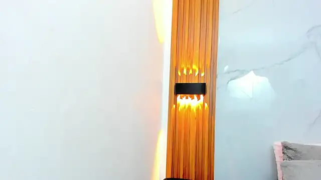 Snapshot of IsabellaMonet chatting on 16, 12, 2025 IsabellaMonet online show from 16, 12, 2025