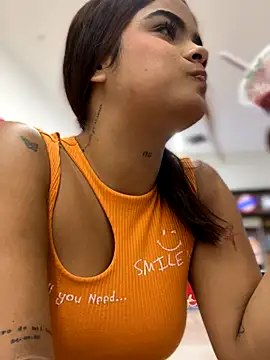 Snapshot of Kaily_Sweet16 chatting on 9, 10, 2025 Kaily Sweet16 online show from 9, 10, 2025