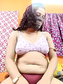 Snapshot of Hotpuja25 chatting on 12, 4, 2026 Hotpuja25 online show from 12, 4, 2026