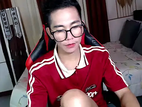 drinkmycumx online show from 4, 2, 2026