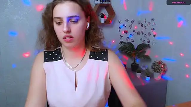 Snapshot of AmandaDimond_ chatting on 29, 10, 2025 AmandaDimond online show from 29, 10, 2025