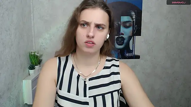 Snapshot of AmandaDimond_ chatting on 2, 11, 2025 AmandaDimond online show from 2, 11, 2025